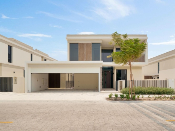 Canal View Premium Apartment